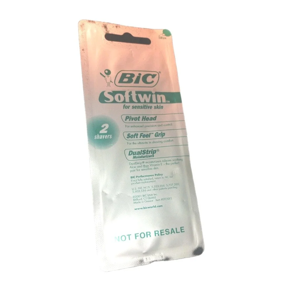 Vtg BIC Softwin Razors Shavers 2 pk SENSITIVE SKIN Aloe Pivot Head Rare htf 2001